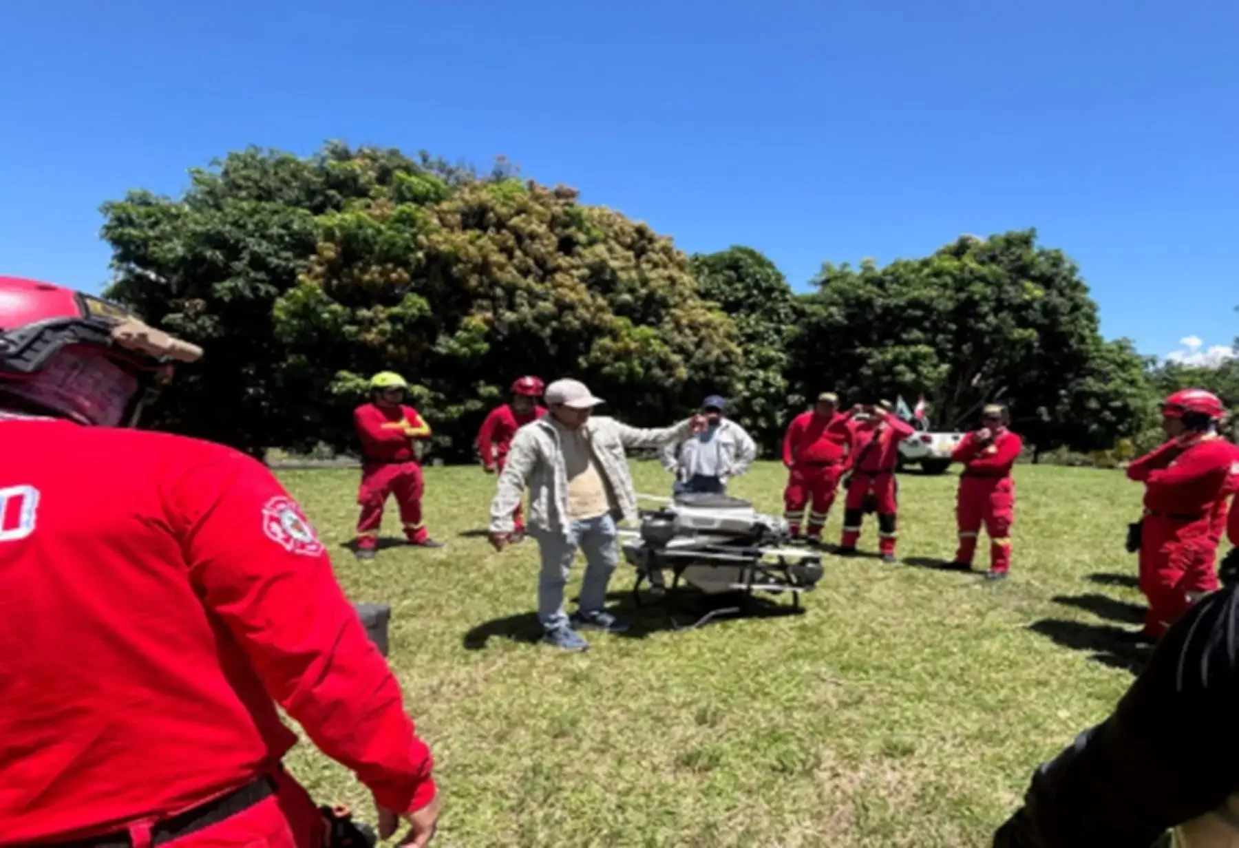 Bomberos de Tarapoto se capacitan en el uso de drones para enfrentar incendios forestales